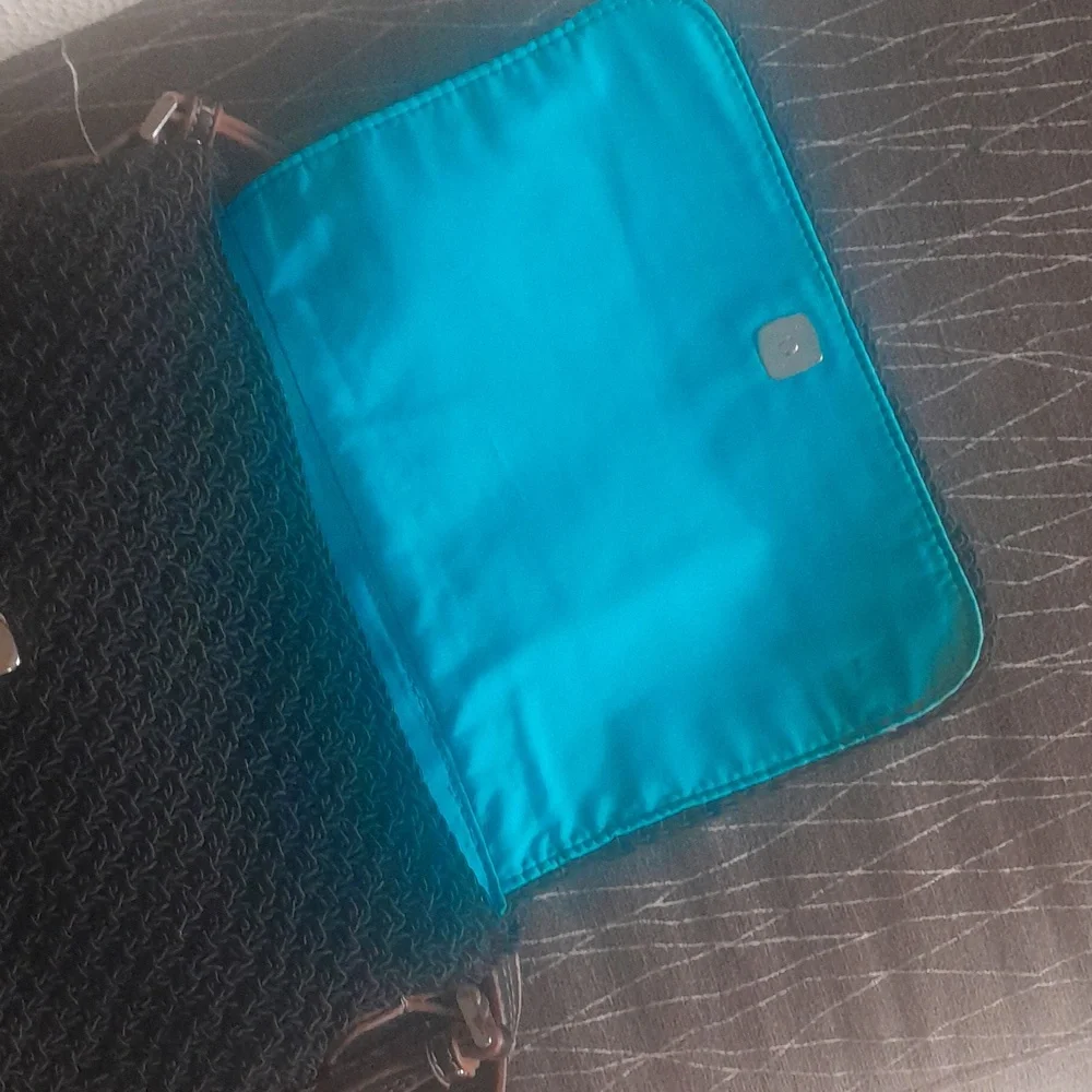 Purse - Picture 4 of 7